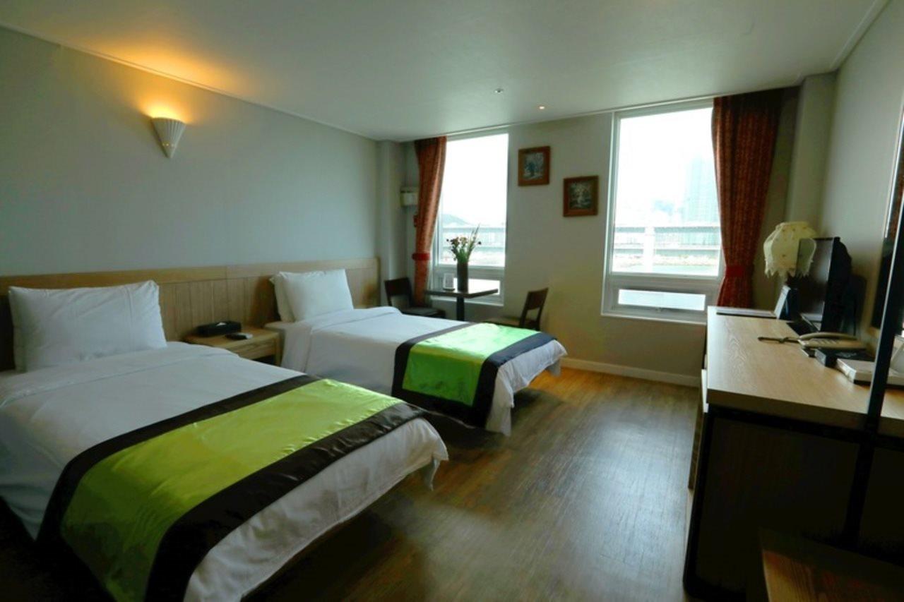 Hotel Castle Beach Busan Eksteriør billede