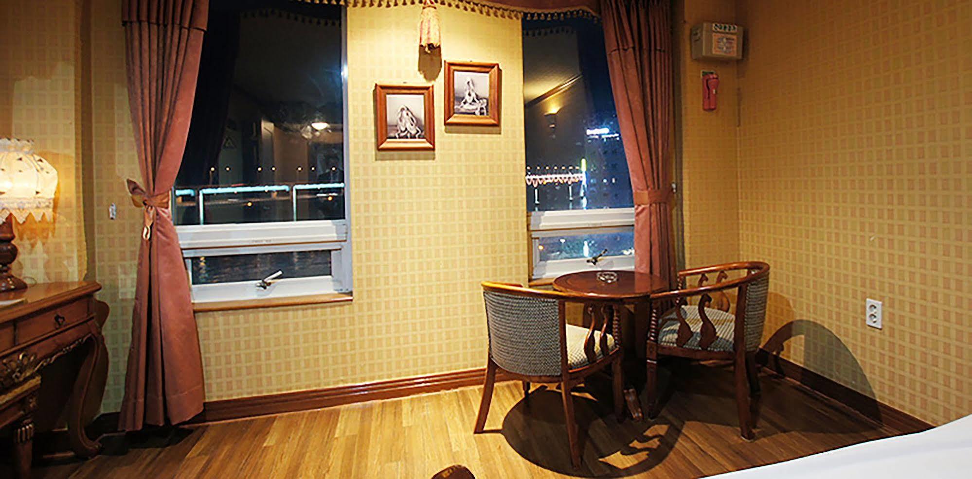 Hotel Castle Beach Busan Eksteriør billede